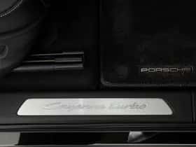 Porsche Cayenne (2024) thumbnail 32