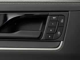 Porsche Cayenne (2024) thumbnail 38