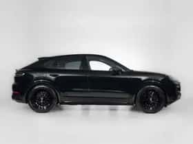Porsche Cayenne (2024) thumbnail 10