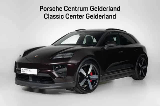 Porsche Macan (2024) thumbnail 1