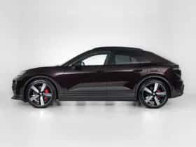 Porsche Macan (2024) thumbnail 11