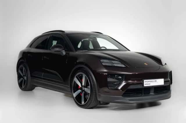 Porsche Macan (2024) thumbnail 5