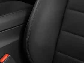 Porsche Macan (2024) thumbnail 45