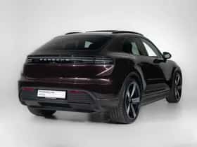 Porsche Macan (2024) thumbnail 6