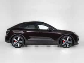 Porsche Macan (2024) thumbnail 10