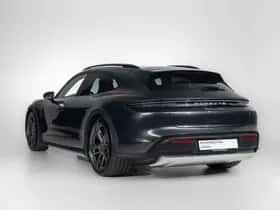 Porsche Taycan (2024) thumbnail 2