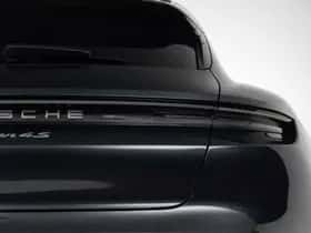 Porsche Taycan (2024) thumbnail 32