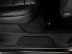 Porsche Taycan (2024) thumbnail 34