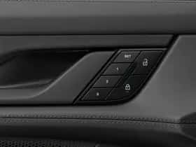 Porsche Taycan (2024) thumbnail 40