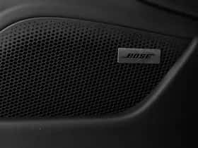Porsche Taycan (2024) thumbnail 41