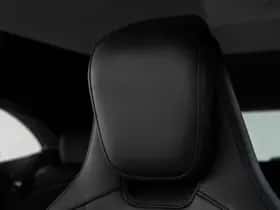 Porsche Taycan (2024) thumbnail 47
