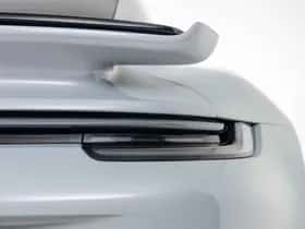 Porsche 911 (2025) thumbnail 32