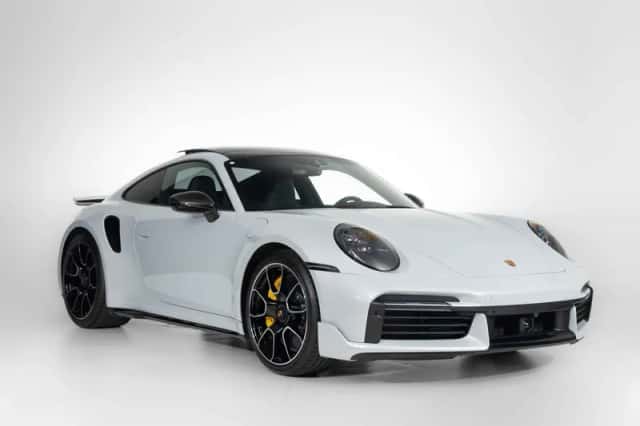 Porsche 911 (2025) thumbnail 5