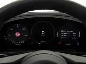 Porsche Macan (2025) thumbnail 13