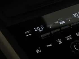 Porsche Macan (2025) thumbnail 40
