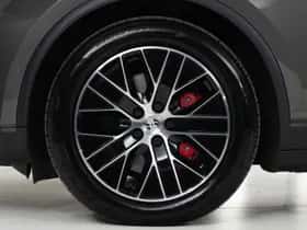 Porsche Macan (2025) thumbnail 48