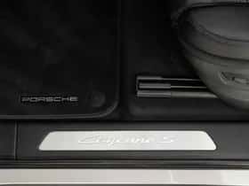 Porsche Cayenne (2024) thumbnail 37