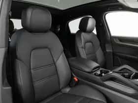 Porsche Cayenne (2024) thumbnail 8