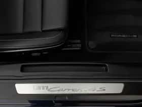 Porsche 911 (2022) thumbnail 31