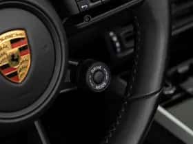 Porsche 911 (2022) thumbnail 33