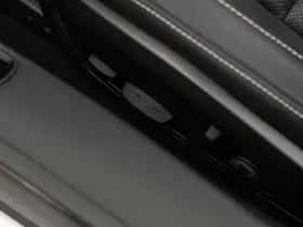Porsche 911 (2022) thumbnail 38
