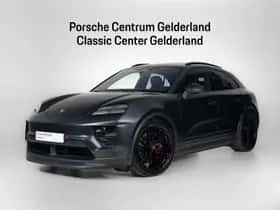 Porsche Macan (2024)