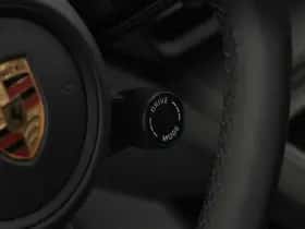 Porsche Macan (2024) thumbnail 21