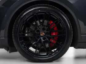Porsche Macan (2024) thumbnail 48