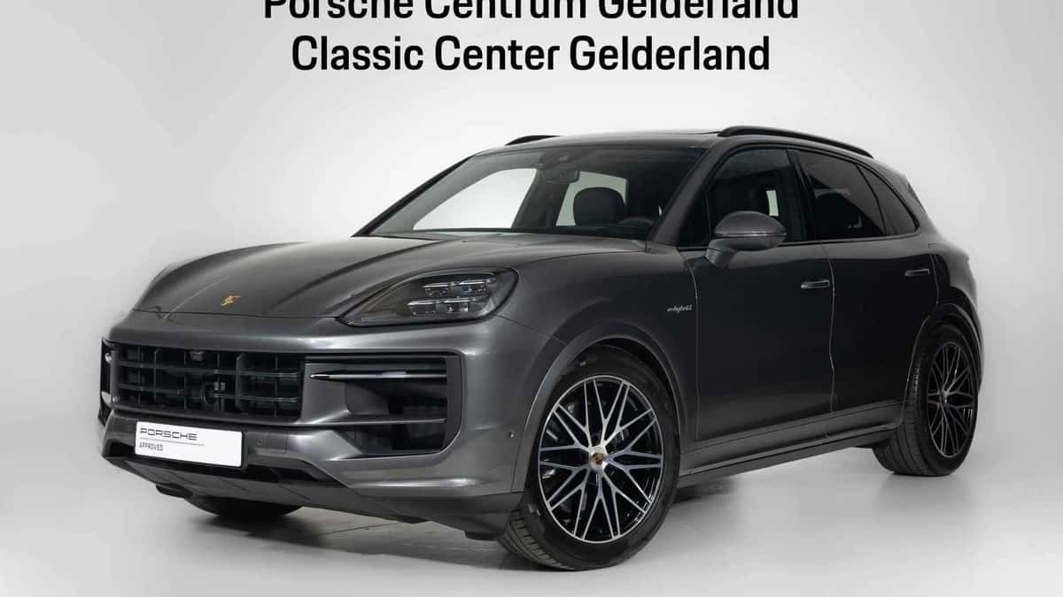 Porsche Cayenne (2024) — foto 1