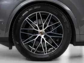 Porsche Cayenne (2024) thumbnail 48