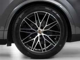 Porsche Cayenne (2024) thumbnail 49