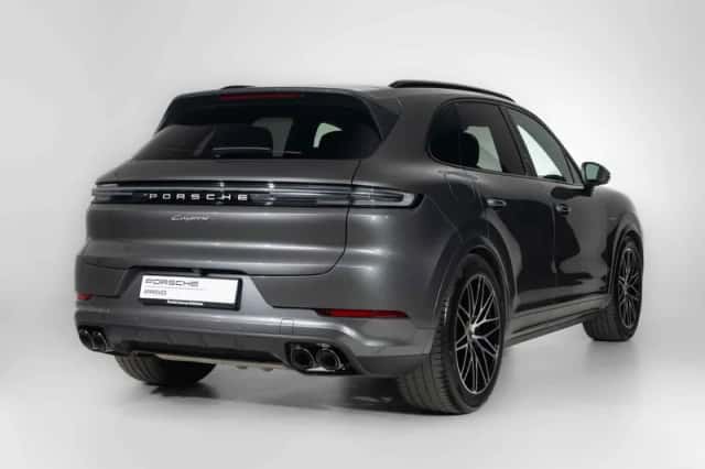 Porsche Cayenne (2024) thumbnail 6