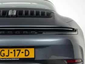 Porsche 911 (2025) thumbnail 35