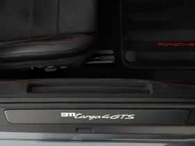 Porsche 911 (2025) thumbnail 36