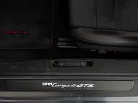 Porsche 911 (2025) thumbnail 37