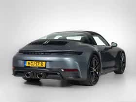 Porsche 911 (2025) thumbnail 5