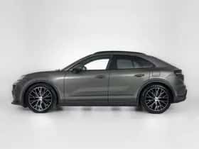 Porsche Macan (2025) thumbnail 11