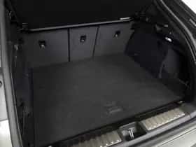 Porsche Macan (2025) thumbnail 32