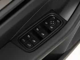 Porsche Macan (2025) thumbnail 39