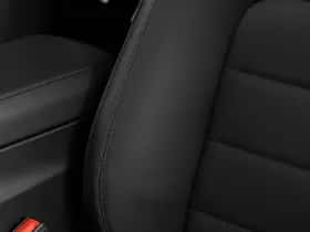 Porsche Macan (2025) thumbnail 45