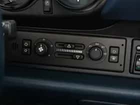 Porsche 911 (1996) thumbnail 43