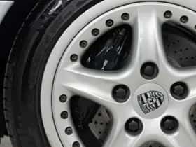 Porsche 911 (1996) thumbnail 48