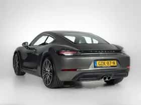 Porsche 718 (2025) thumbnail 2