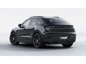 Porsche Macan (2025) thumbnail 2