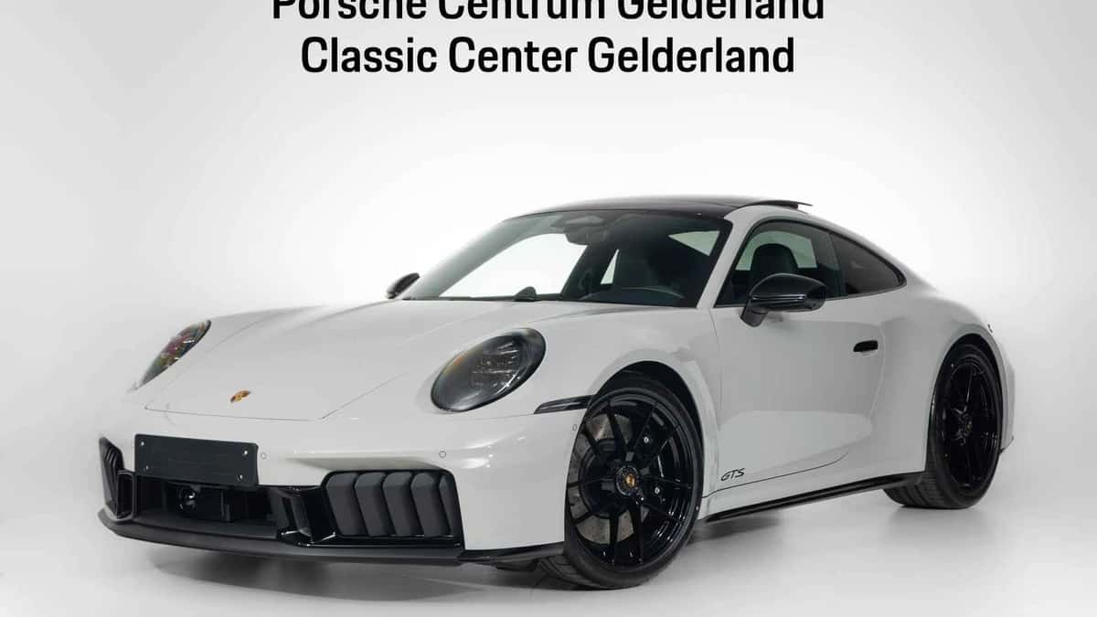 Porsche 911 (2026) — foto 1