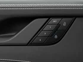 Porsche 911 (2026) thumbnail 35