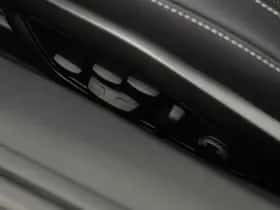 Porsche 911 (2026) thumbnail 38