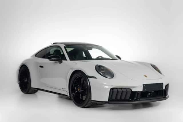 Porsche 911 (2026) thumbnail 5