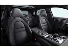 Porsche Panamera (2024) thumbnail 4