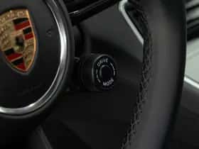 Porsche Panamera (2024) thumbnail 38